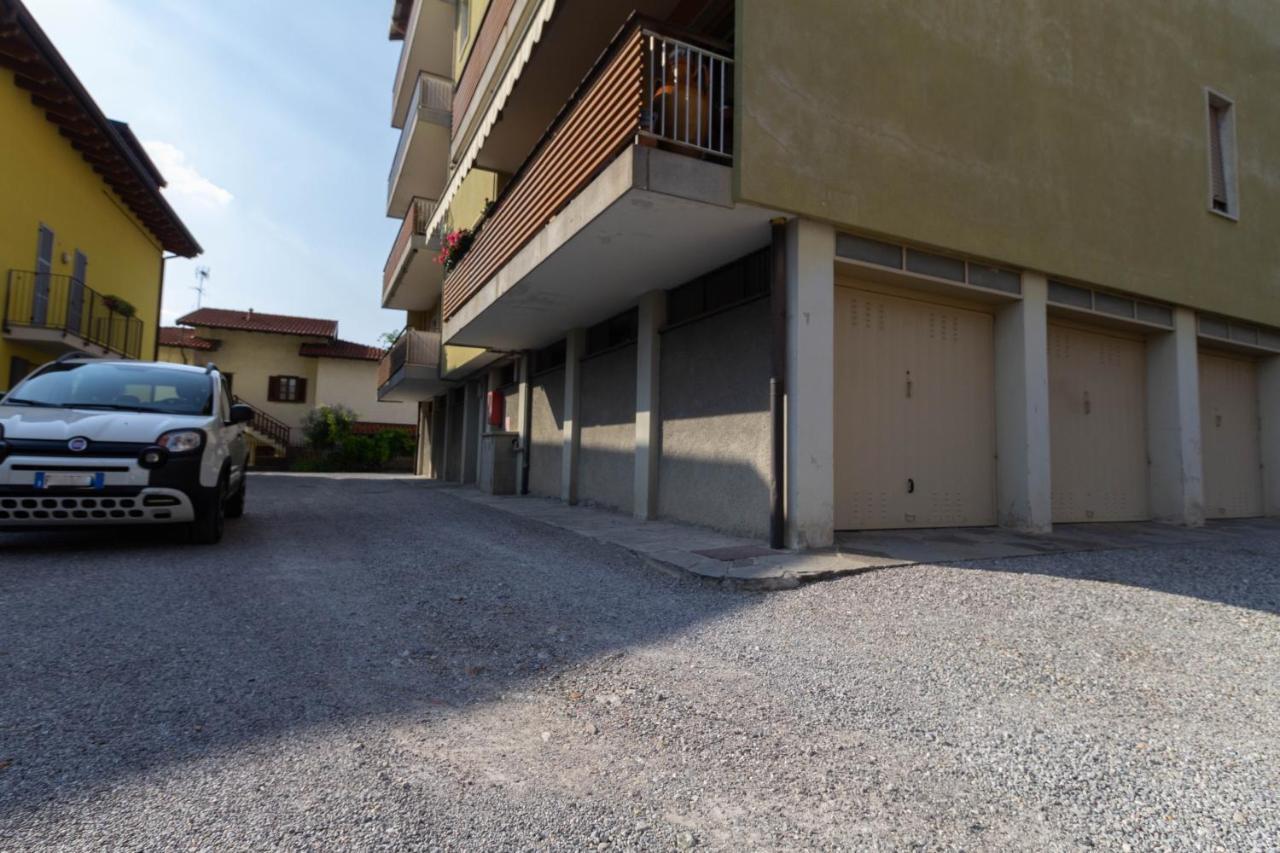 Mamma Ciccia Holiday Home - Casa Imperia Mandello del Lario Buitenkant foto