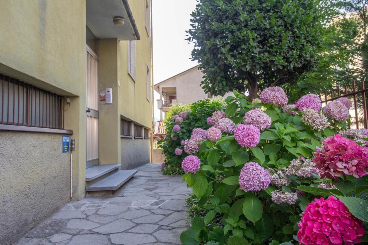 Mamma Ciccia Holiday Home - Casa Imperia Mandello del Lario Buitenkant foto