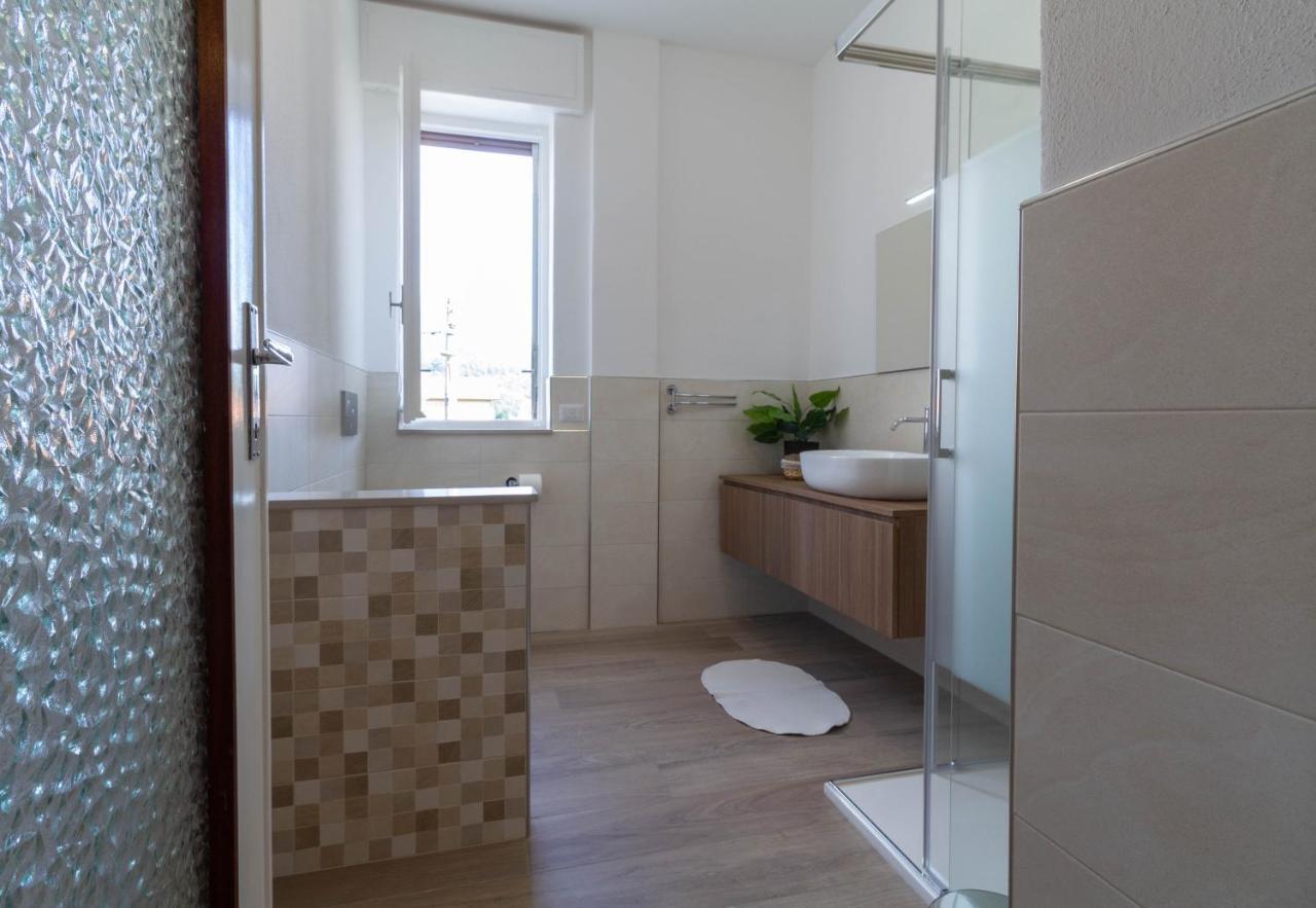 Mamma Ciccia Holiday Home - Casa Imperia Mandello del Lario Buitenkant foto