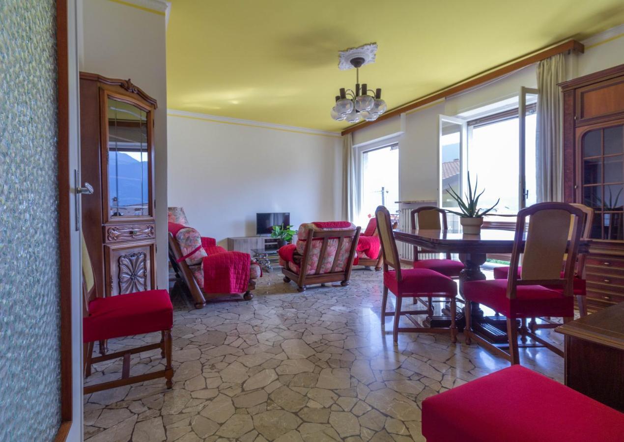 Mamma Ciccia Holiday Home - Casa Imperia Mandello del Lario Buitenkant foto